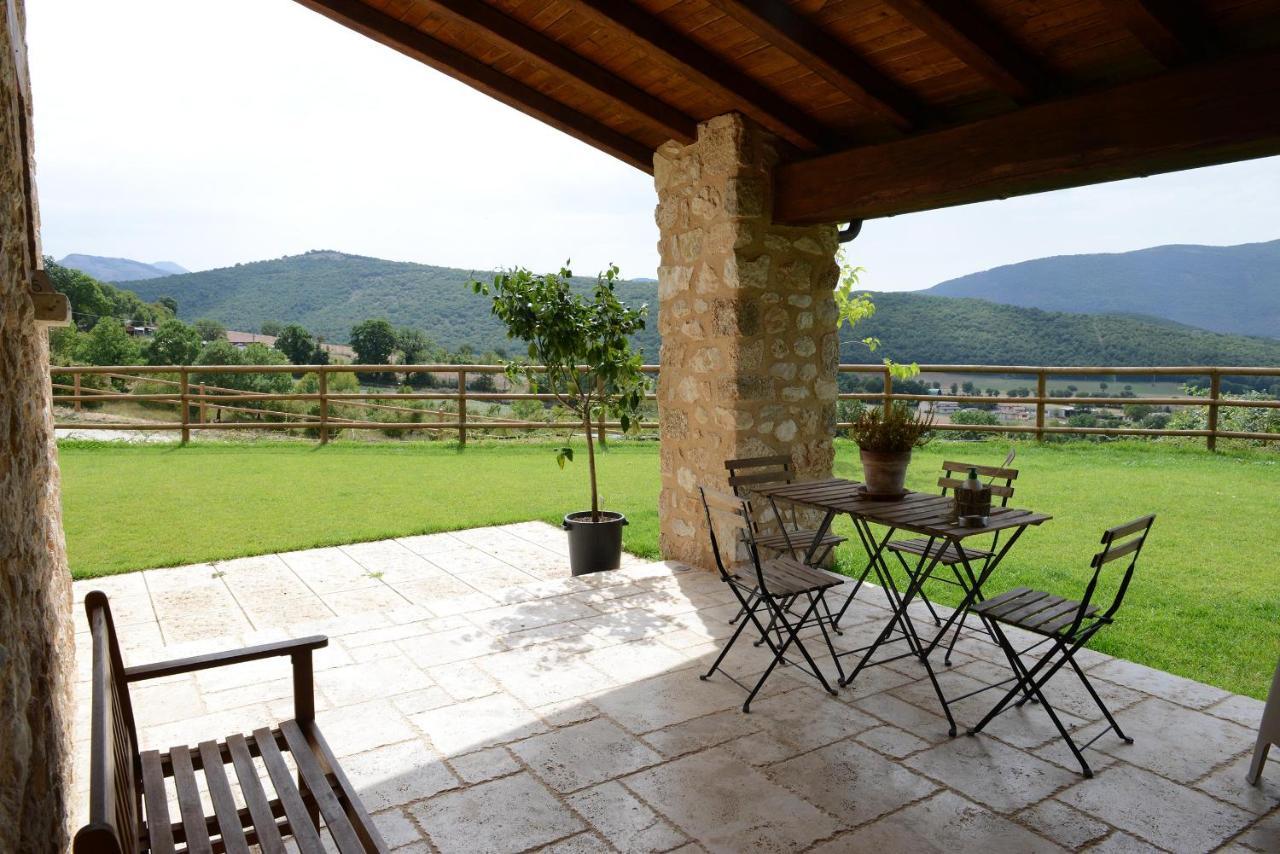 Casale Dei Briganti Villa Norcia Luaran gambar